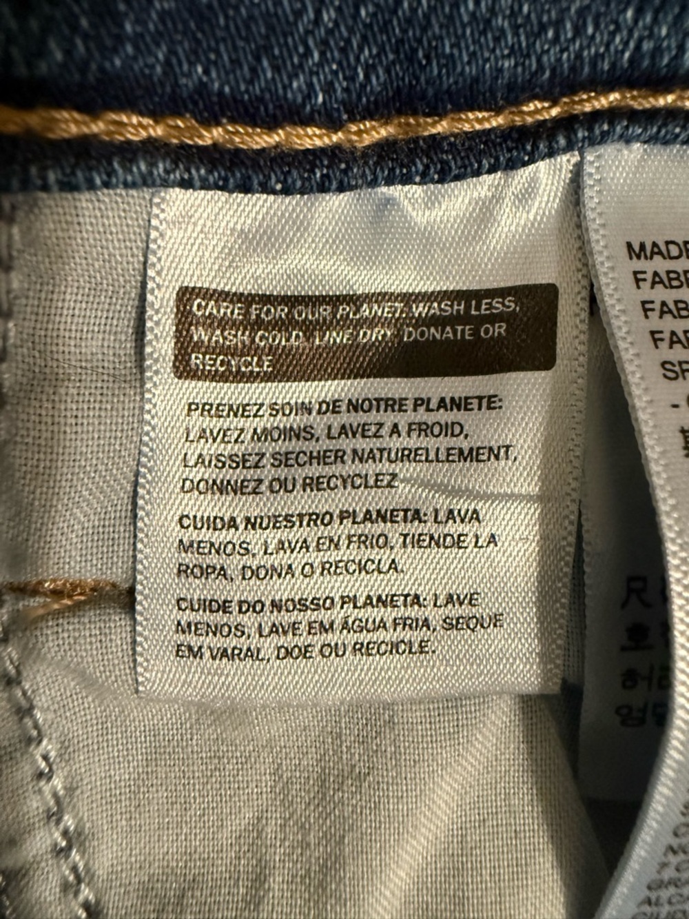 Levi’s 726 High Rise Flare Jeans Stellar Stretch Medium Wash W32 L30 NWT - Picture 9 of 13